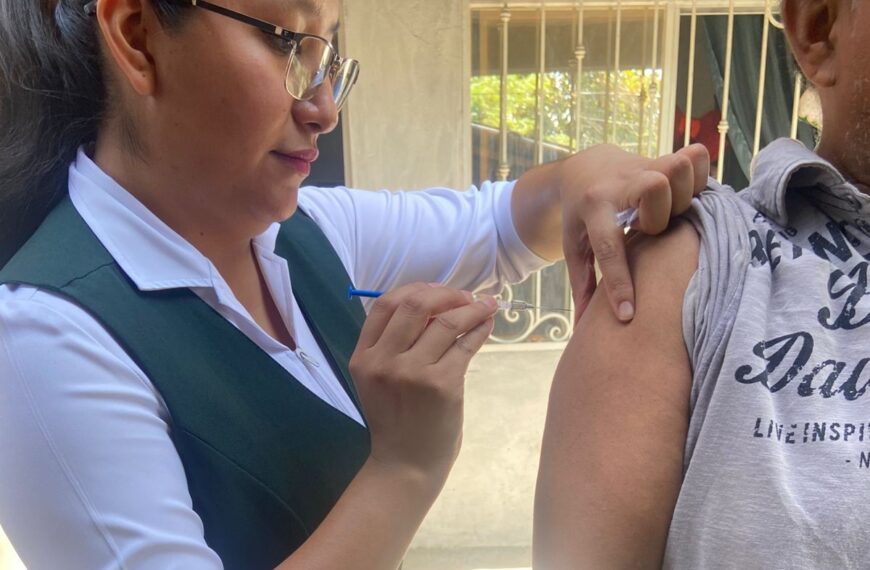 Invita Secretaría de Salud estatal a vacunarse contra enfermedades de temporada invernal