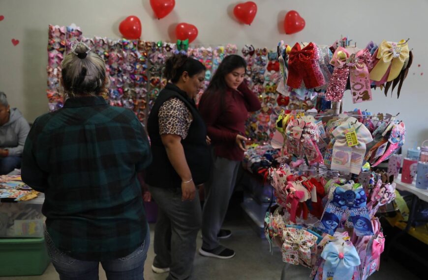 Realiza gobierno municipal Bazar Comunitario en Villas de San Miguel