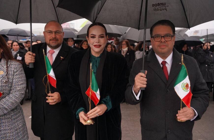 Reafirman la hermandad entre los dos Laredos en la Ceremonia del Abrazo 2025