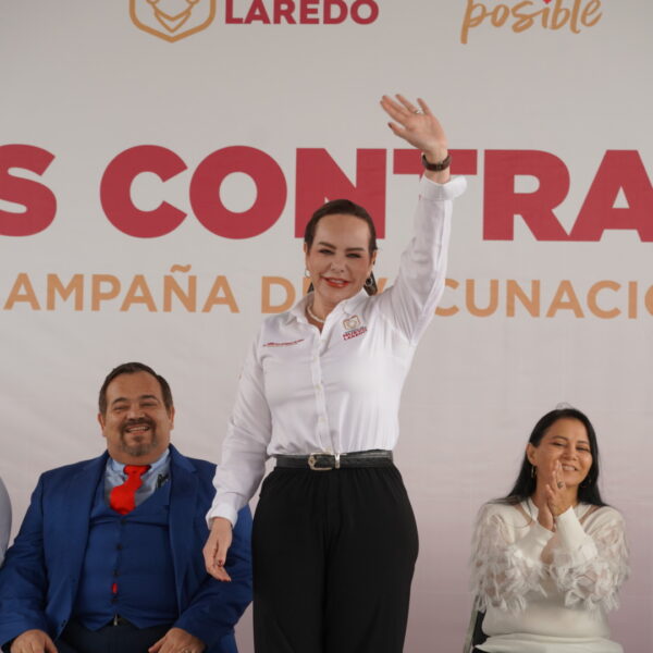 Alcaldesa da inicio a campaña de vacunación contra el VPH; Nuevo Laredo, único municipio en ofrecer este beneficio gratuito