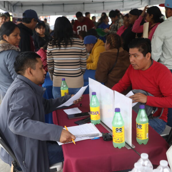 Empleo en tu colonia acerca oportunidades laborales a los neolaredenses