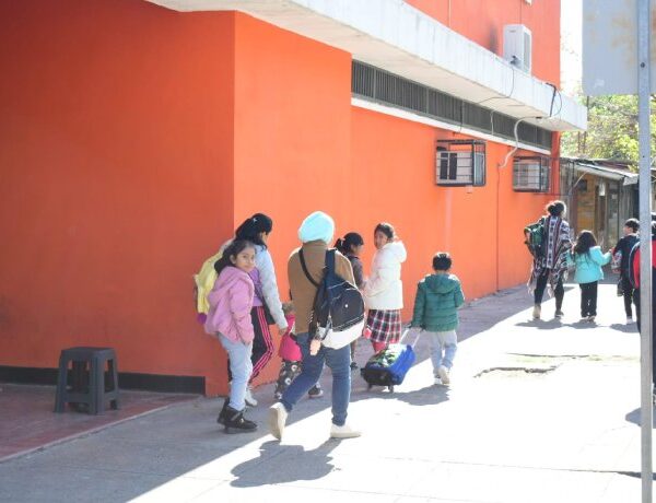 Dan comienzo las escuelas las inscripciones definitivas para el ciclo escolar 2025-2026