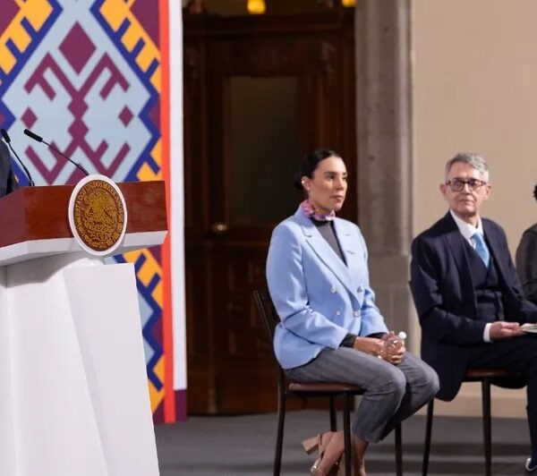 Claudia Sheinbaum planteará construir una carretera desde Yucatán hasta Nuevo Laredo