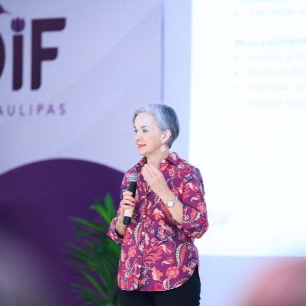 Capacita DIF estatal a vínculos de los 43 municipios en la estrategia federal Vive Saludable, Vive Feliz
