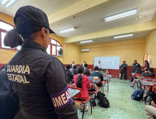 Guardia Estatal de Género impulsa prevención entre alumnos de secundaria