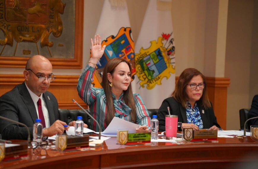 Refrenda Carmen Lilia compromiso con la educación; anuncia la entrega de más de 8,776 becas municipales