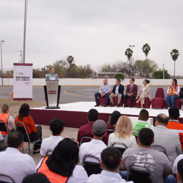Fortalece alcaldesa competitividad de Nuevo Laredo con entrega…