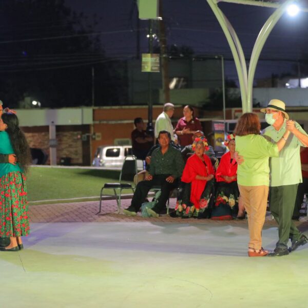 Música, danza y tradición: Regresan las tardes culturales a la plaza Simón Bolívar