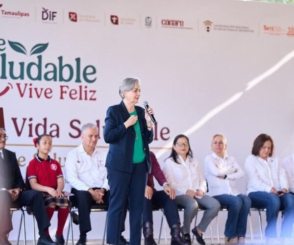 Participa DIF Tamaulipas con registro de peso y talla durante las jornadas de salud escolar