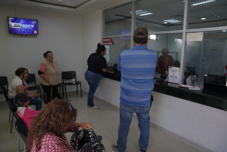 Gobierno municipal facilita acceso a programas federales a través de módulo en Secretaría de Bienestar Social