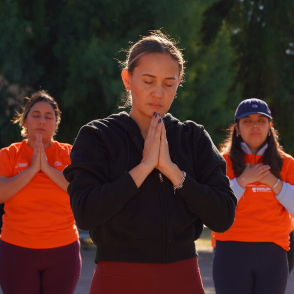 IMJUVE invita a una sesión gratuita de yoga para jóvenes en Casa de la Cultura Viveros