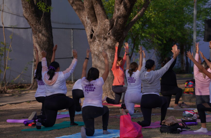 Imjuve promueve el bienestar físico y emocional de jóvenes con Yoga para chavas