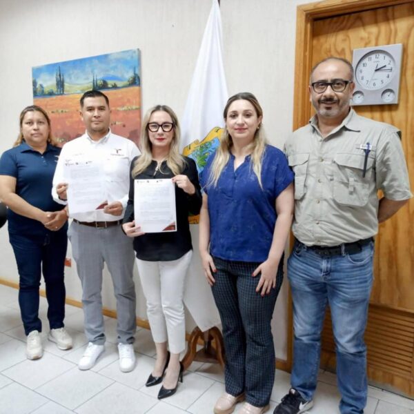 Dona el ITEA guías de estudio para reos de los Cedes de Tamaulipas