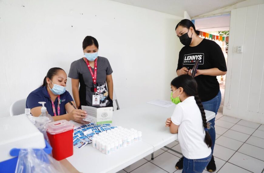 Invita gobierno municipal a la campaña médica gratuita para niñas y niños en Clínicas UNE durante abril