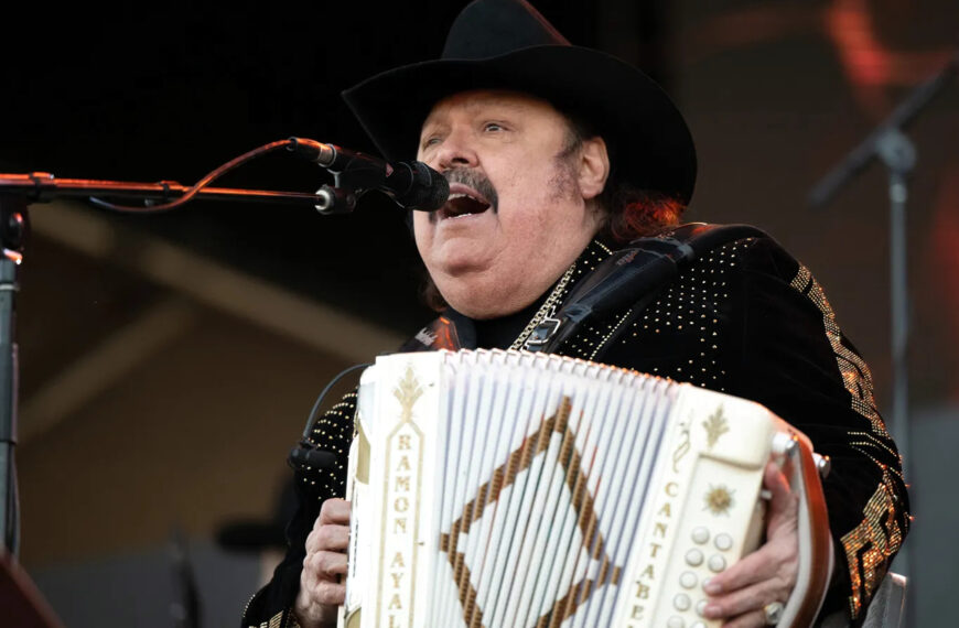🎶 ¿Sabías que los boletos para ver va Ramón Ayala en Laredo Texas cuestan hasta más de $5,000 dólares? Descubre por qué este concierto será inolvidable y elige tu lugar antes de que suban los precios 👉