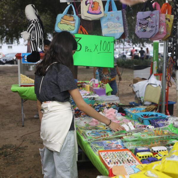 Invita gobierno municipal al Bazar Día del Niño en el parque Polvo Enamorado
