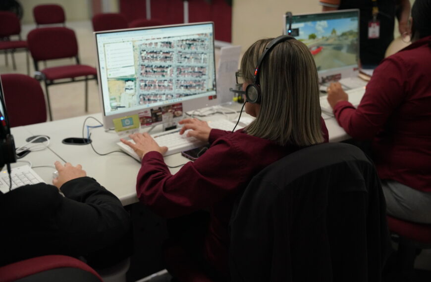 ¿Hay baches, fugas o faroles fundidos en tu calle? Repórtalo en minutos desde tu celular