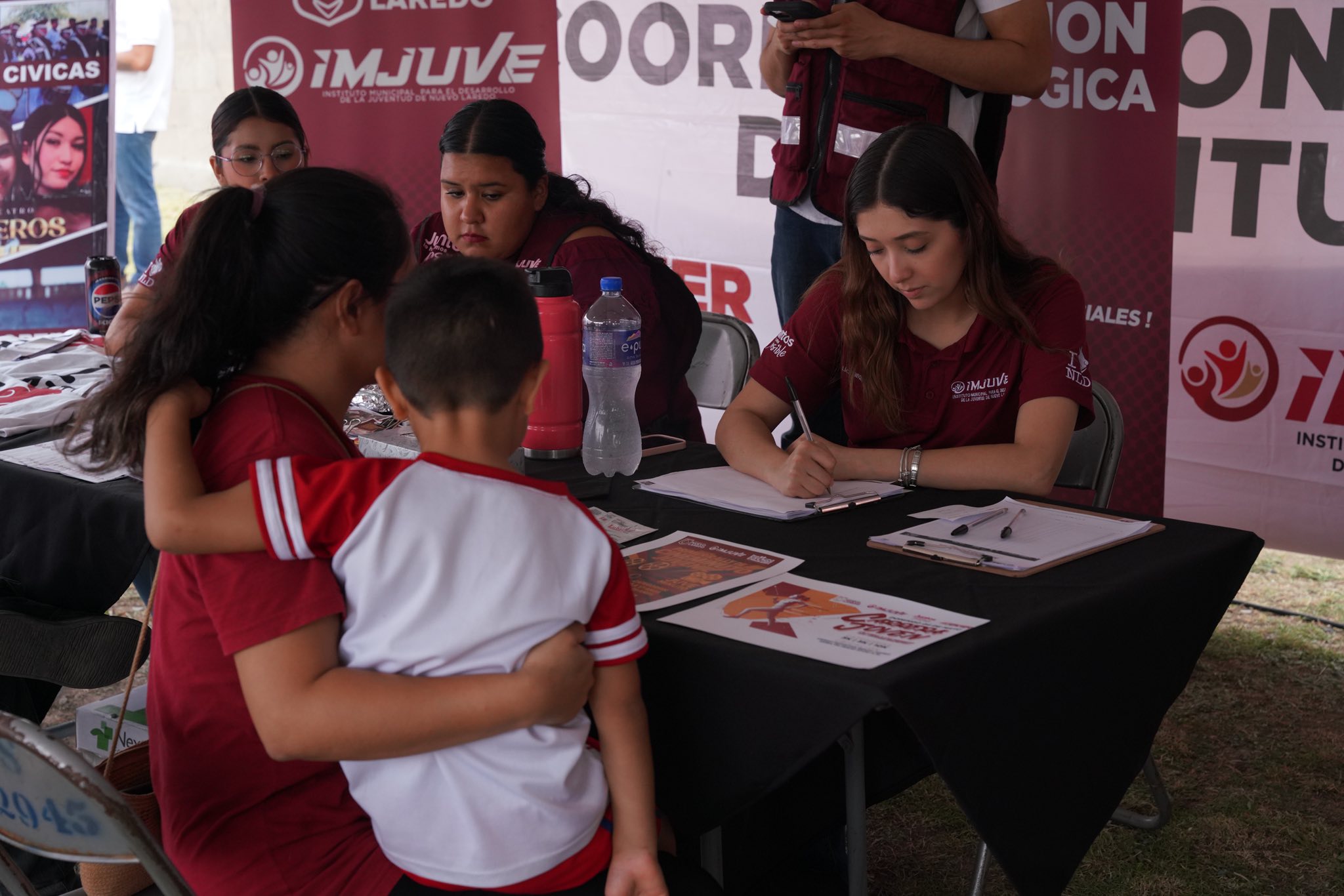 Atencin ciudadana personalizada por parte del Instituto de la Juventud de Nuevo Laredo