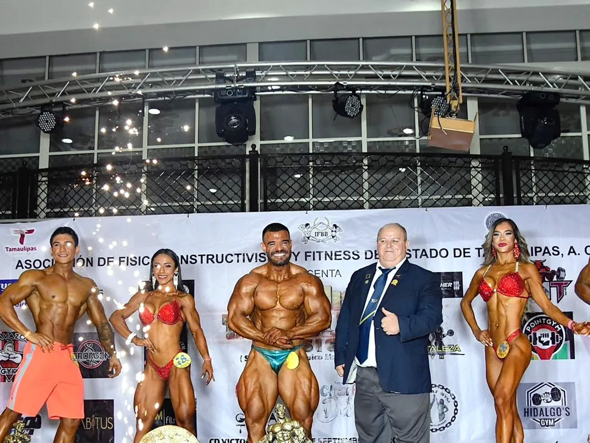 Atletas de Nuevo Laredo en Campeonato Estatal de Fisicoconstructivismo y Fitness 'Mr. y Miss Tamaulipas 2025