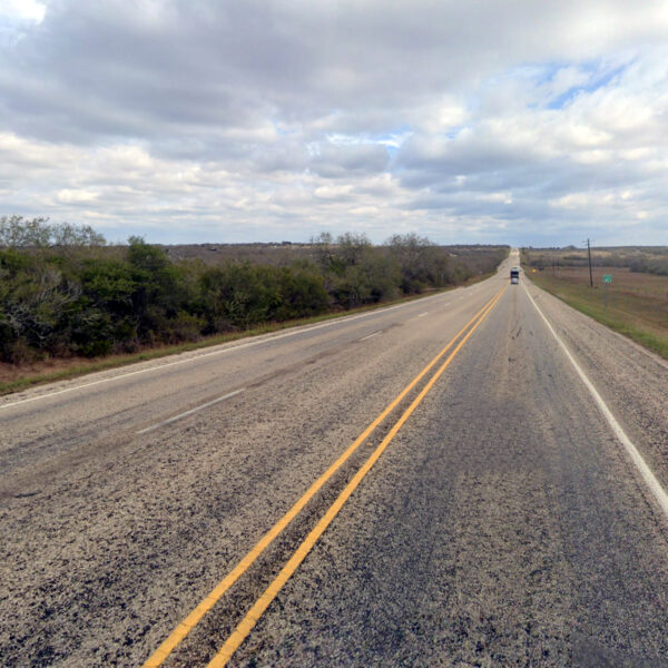 Accidente fatal en la carretera US-59 cerca de George West involucra a residente de Laredo