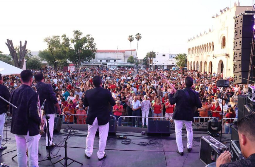 festival del día de las madres en Nuevo Laredo