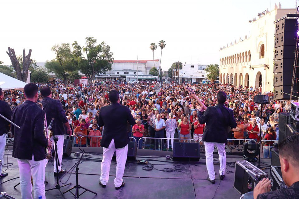 festival del día de las madres en Nuevo Laredo