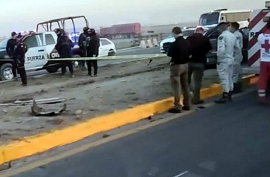 Fatal accidente en ruta hacia Monterrey: Un tráiler destroza un auto y mata a tres jóvenes