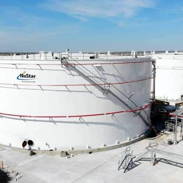¿Sabías que hay gasolina que llega a Nuevo Laredo sin usar carretera? Viene por un ducto desde Texas… y ahora Valero tiene suspendido su permiso