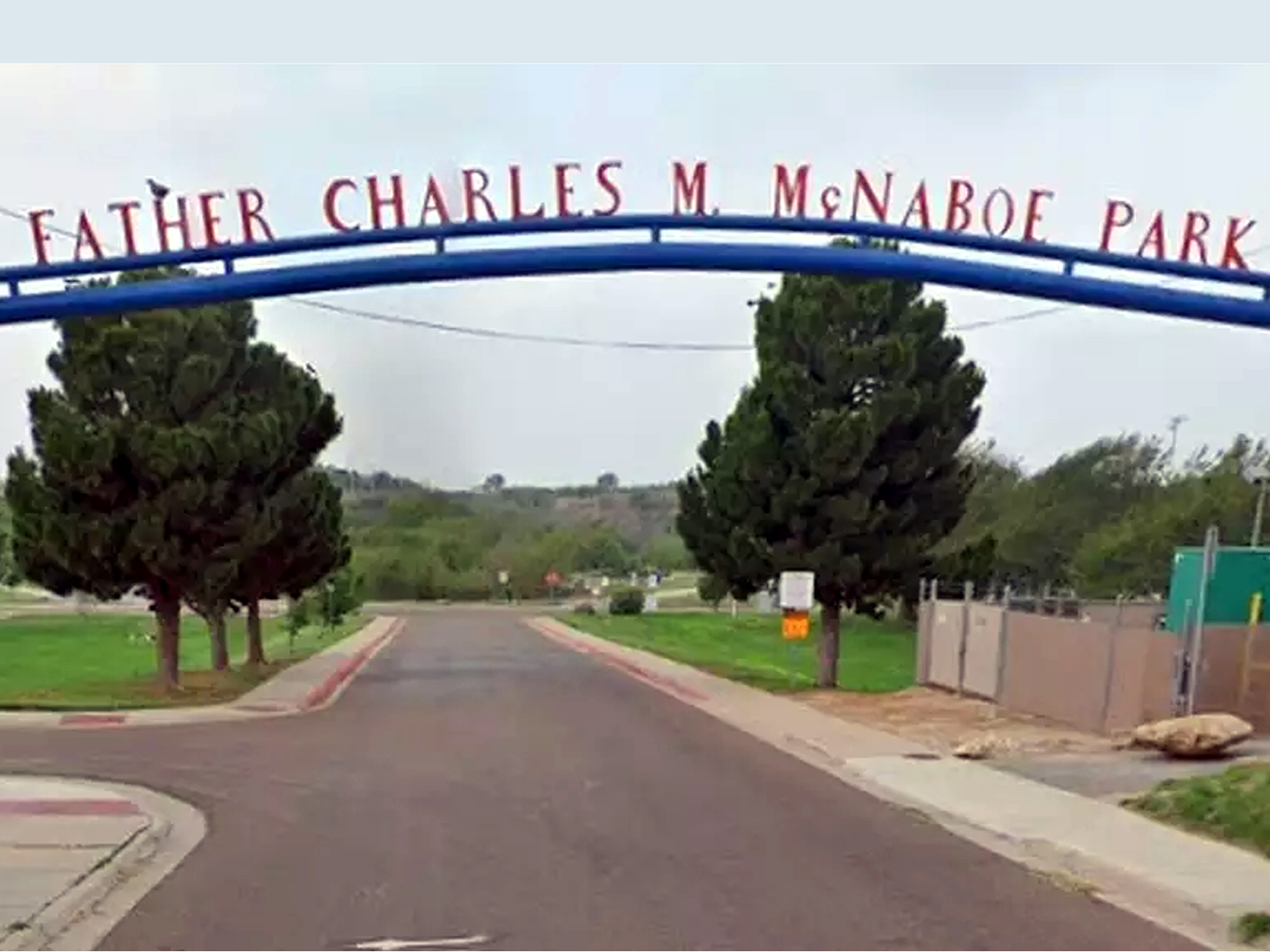 Entrada del Parque Father McNaboe sitio del caso ms reciente de suicidio en Laredo Texas