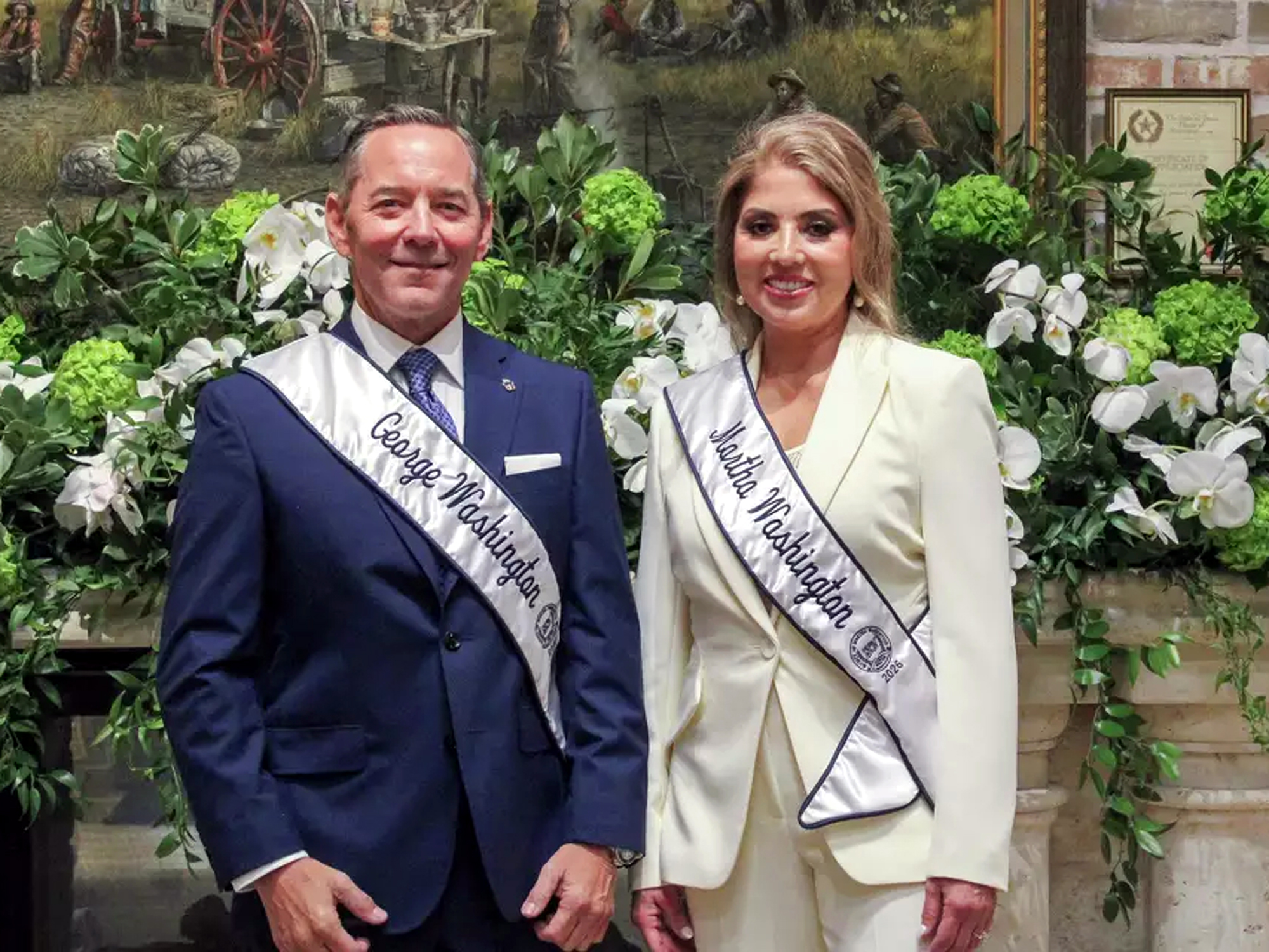 Nydia y Bob Weathers como Martha y George Washington en Laredo