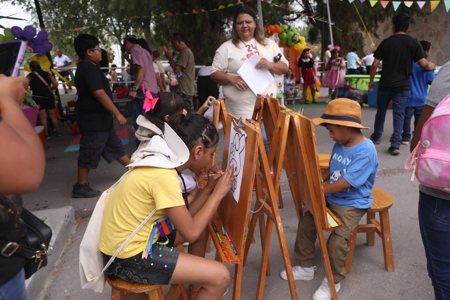 Festival del Da del Nio 2025 en Parque Viveros familias disfrutando actividades gratuitas en Nuevo Laredo