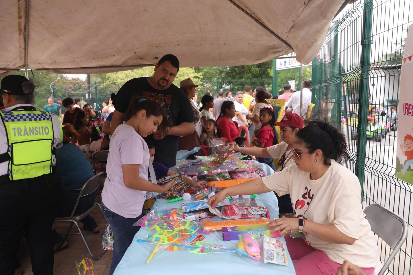 Festival del Da del Nio 2025 en Parque Viveros familias disfrutando actividades gratuitas en Nuevo Laredo