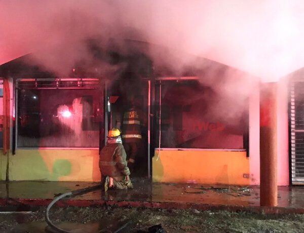 Exhorta Protección Civil y Bomberos a revisar cableado tras incendios en comercios
