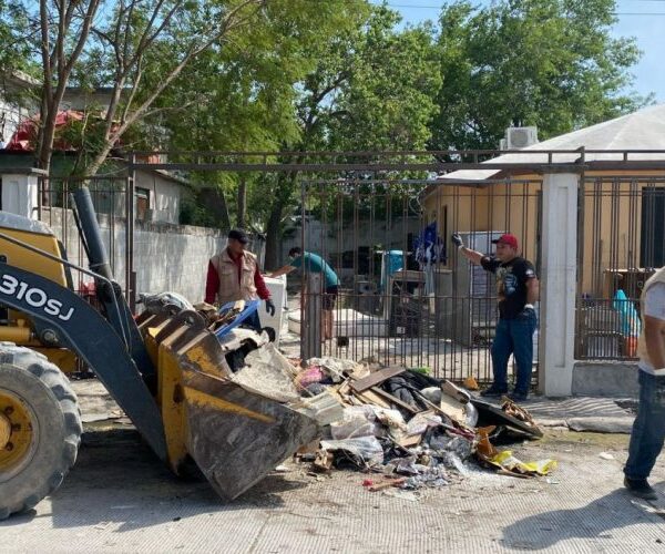 Mantiene atención gobierno de Tamaulipas a reynosenses afectados por inundaciones