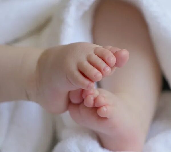 Bebés fallecidos por tos ferina en Matamoros no estaban vacunados, confirma Salud Tamaulipas