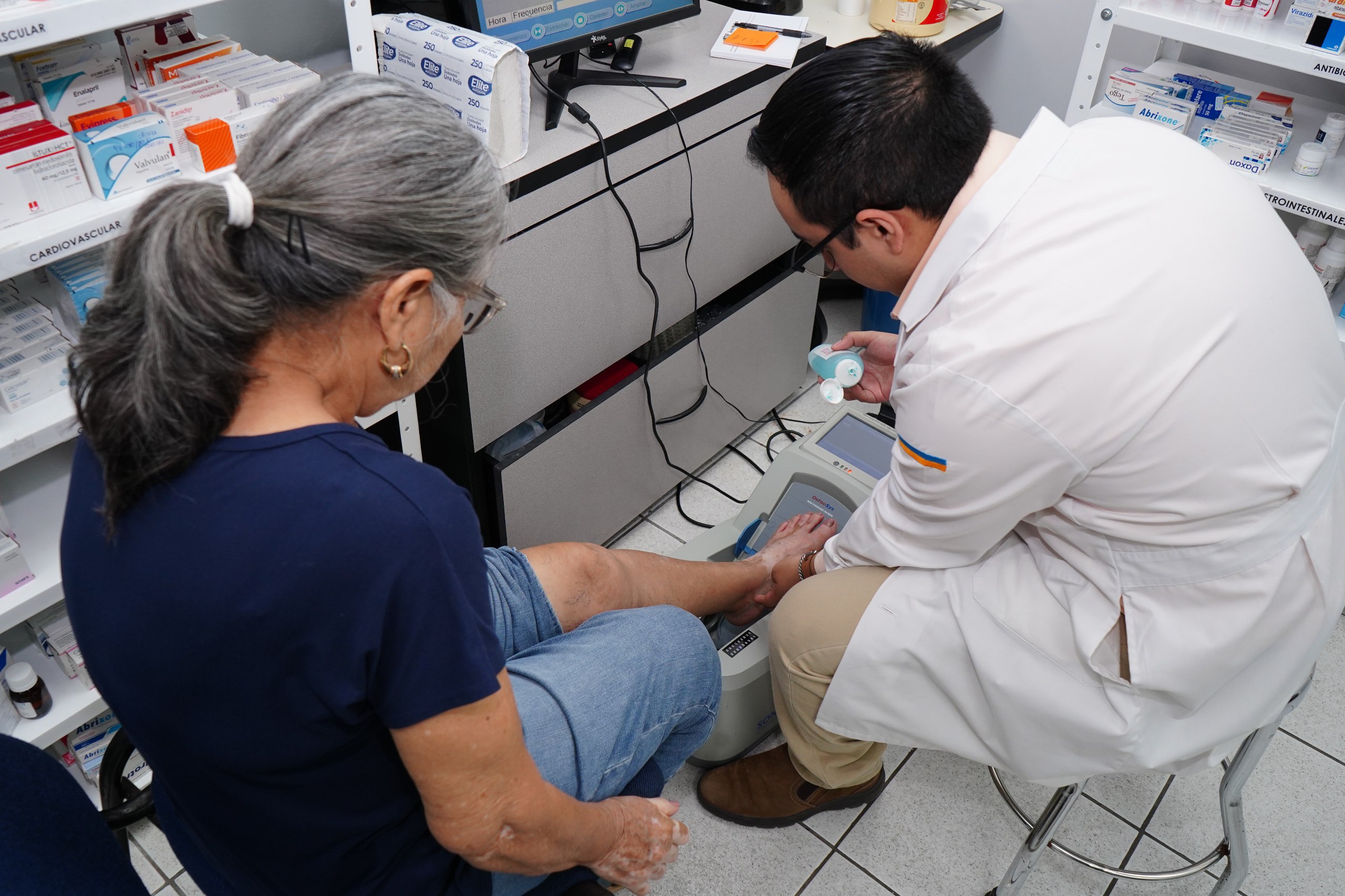 Mams Saludables DIF Nuevo Laredo brinda atencin mdica a mujeres