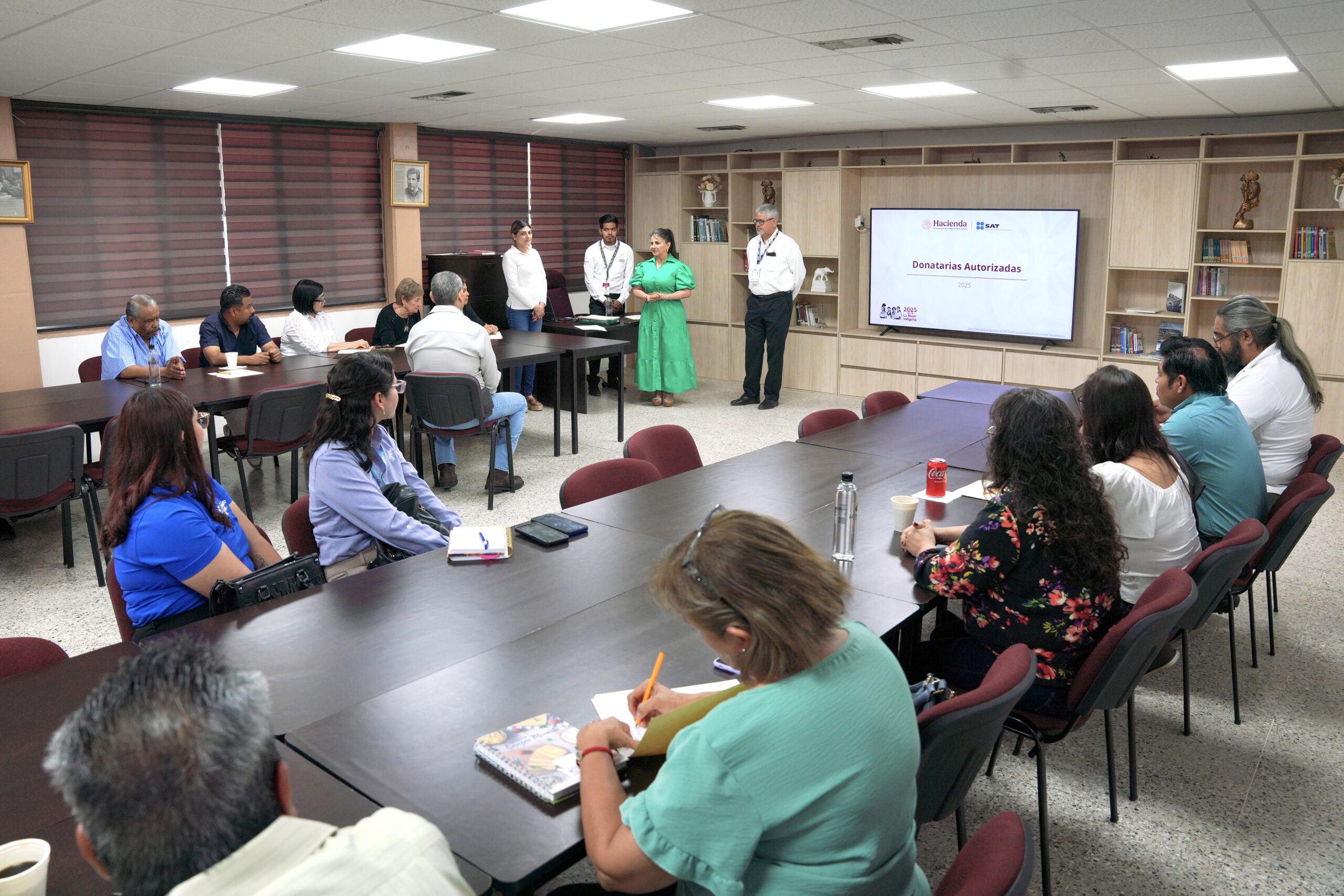 capacitación SAT Nuevo Laredo a asociaciones civiles