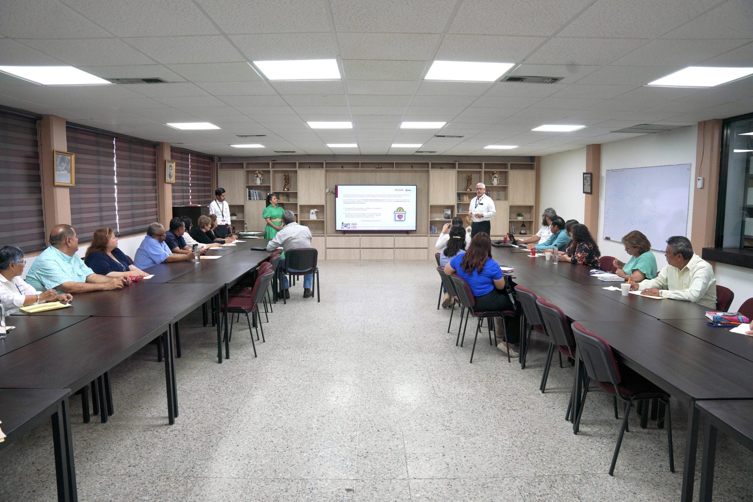 capacitacin SAT Nuevo Laredo a asociaciones civiles