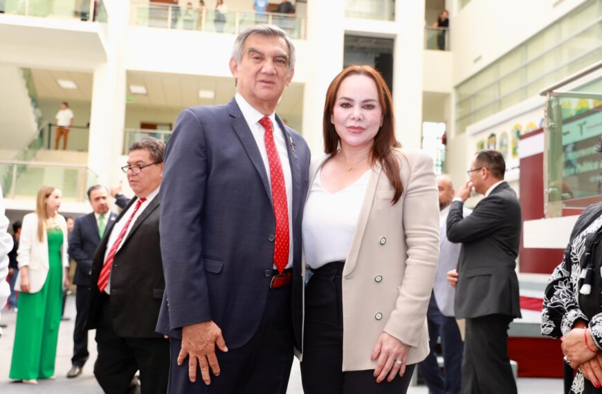 Autoridades de Nuevo Laredo participan en ceremonia del bicentenario de la Constitución de Tamaulipas