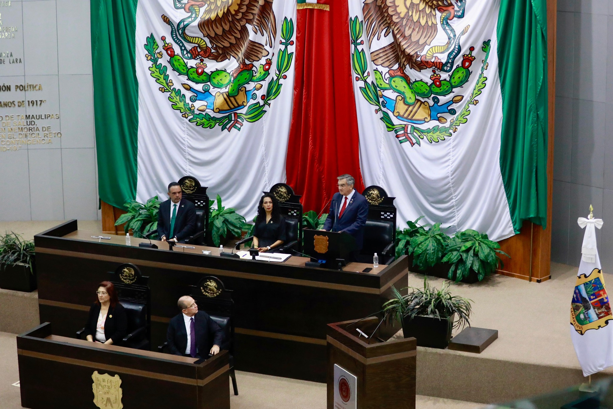 Autoridades de Nuevo Laredo participan en ceremonia del bicentenario de la Constitucin de Tamaulipas