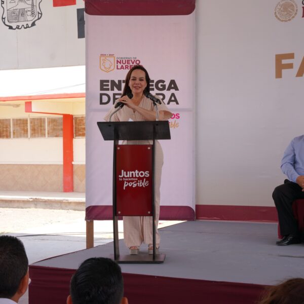 entregan obras educativas en colonias de Nuevo Laredo
