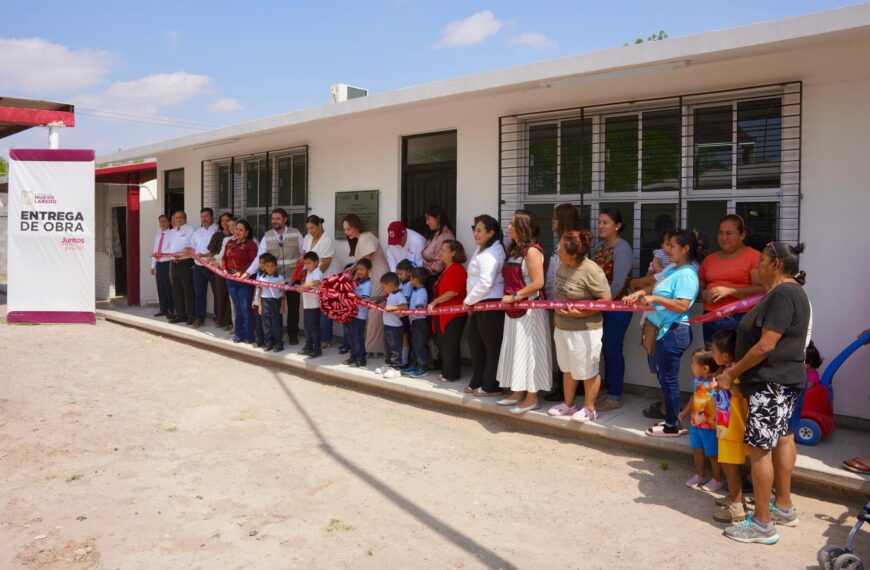 entregan obras educativas en colonias de Nuevo Laredo