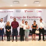 Gobierno federal, estatal y municipal aseguran patrimonio de 100 familias con entrega de escrituras
