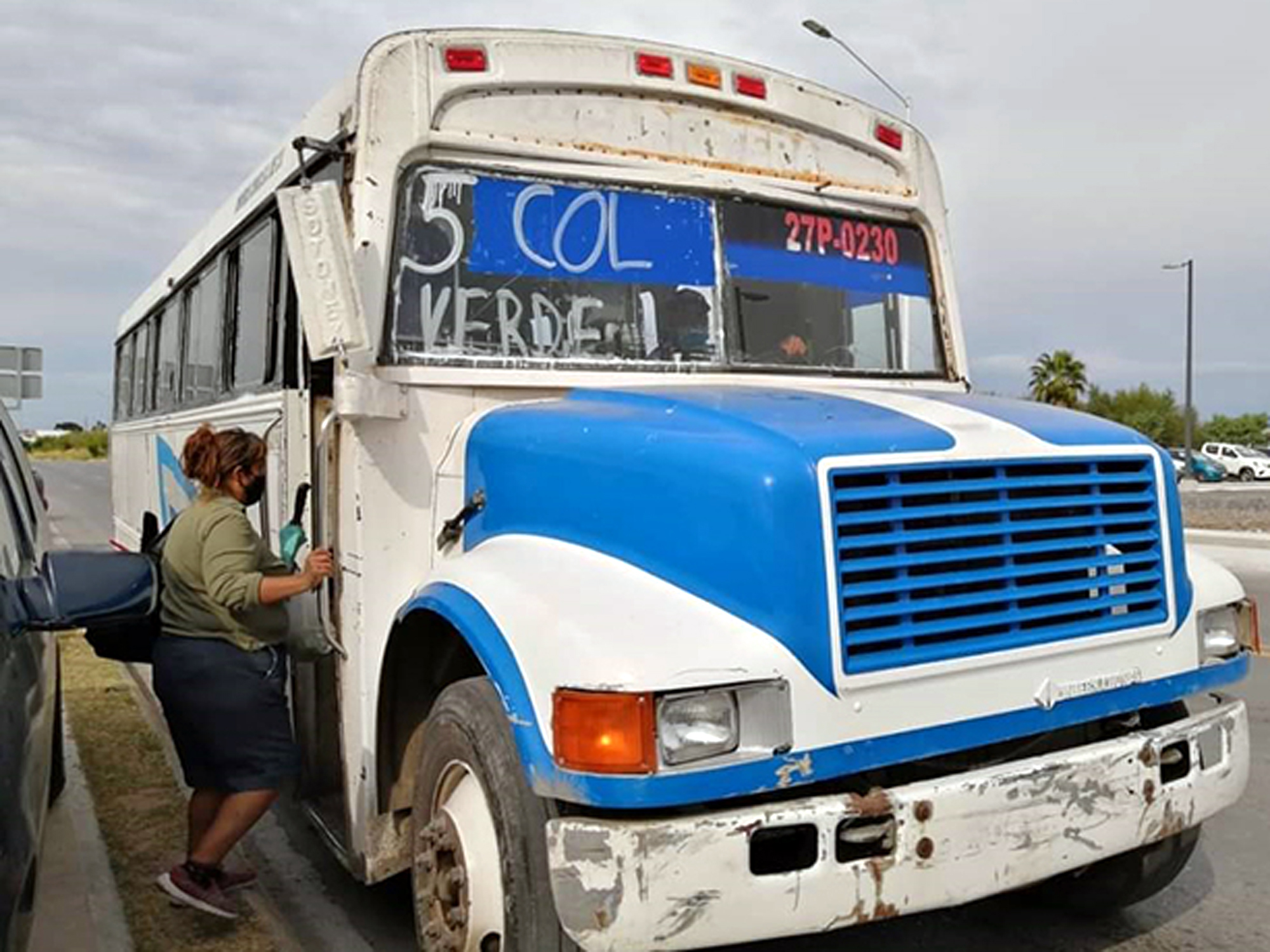Mujeres se capacitan para conducir unidades del transporte público en Nuevo Laredo