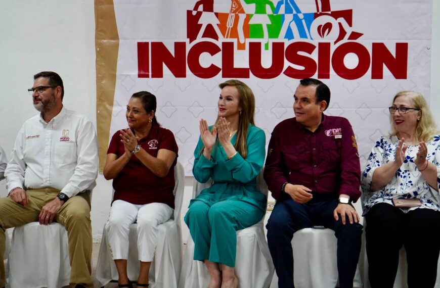Concluye el DIF la entrega de apoyos a centros de atención múltiple de Nuevo Laredo