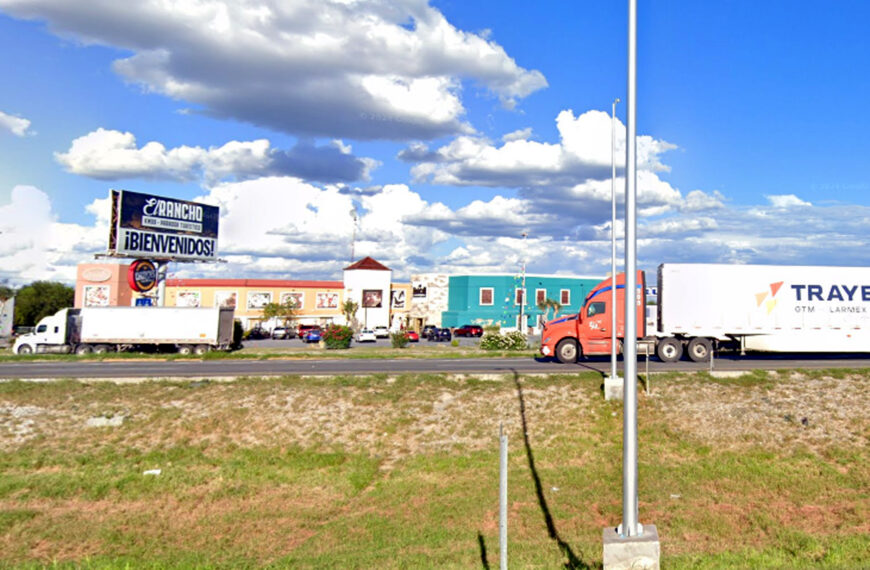 emboscada frente a El Rancho en autopista Monterrey-Nuevo Laredo