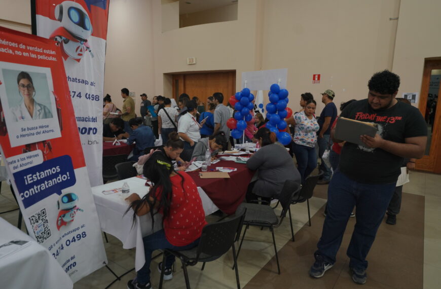 Feria de Empleo Nuevo Laredo 2025 en Centro Cívico Carlos Cantú Rosas con empresas participantes