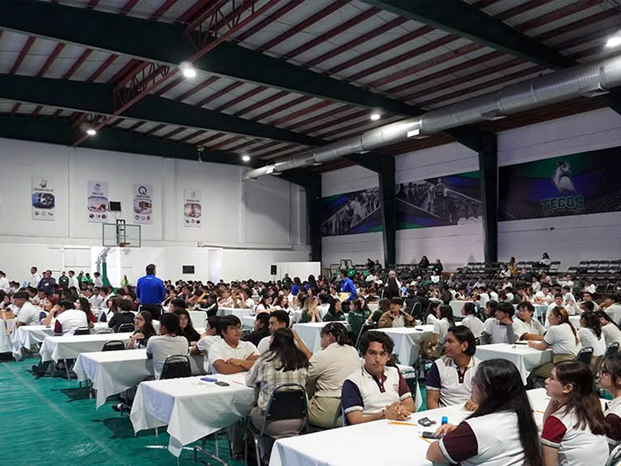 Ms de 500 jvenes compiten en fsica lgica y matemticas en el Tecnolgico