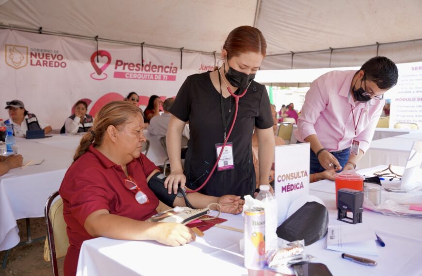 Atención ciudadana en la colonia Los Fresnos por parte del programa Presidencia Cerquita de Ti
