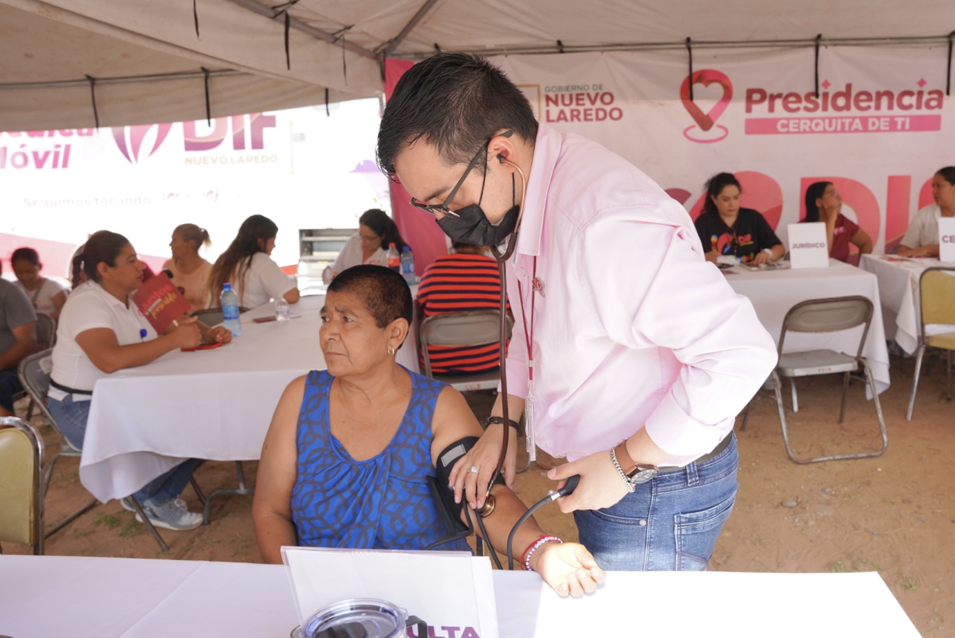 Atencin ciudadana en la colonia Los Fresnos por parte del programa Presidencia Cerquita de Ti